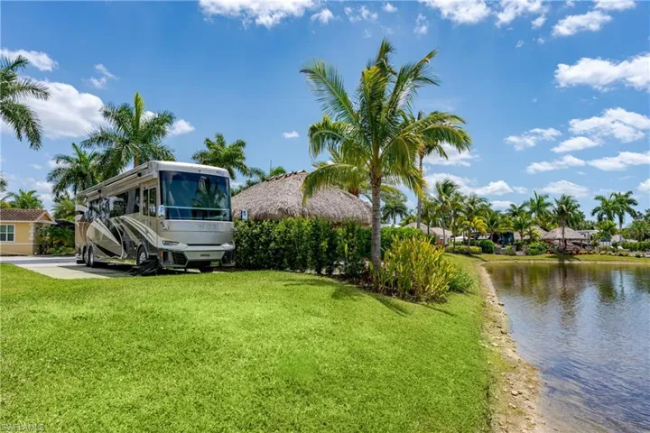 13457  Ladyfish  LN, Naples, FL 34114