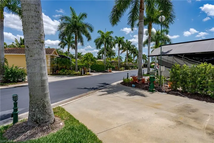 13457  Ladyfish  LN, Naples, FL 34114