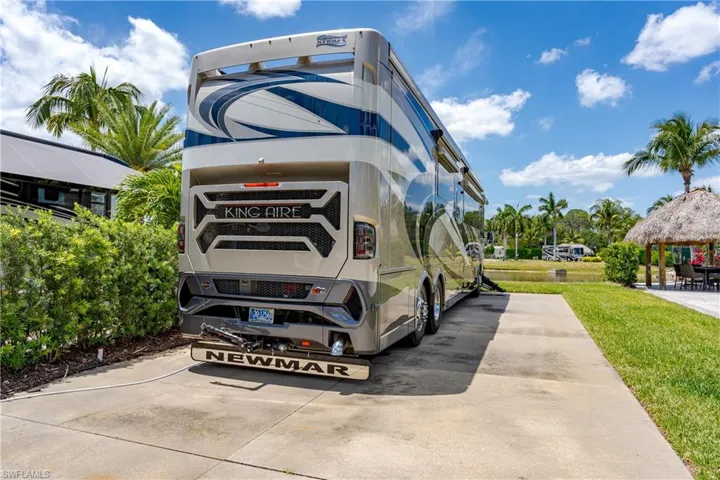 13457  Ladyfish  LN, Naples, FL 34114