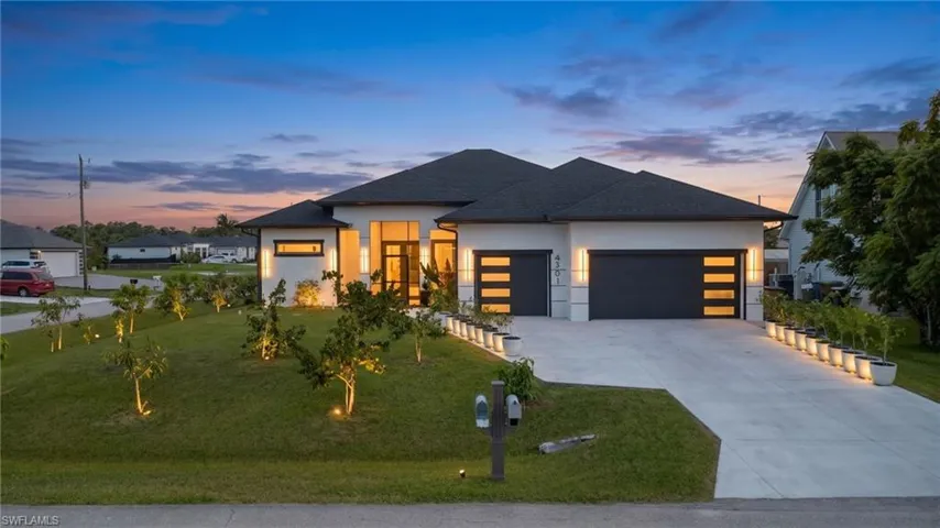 4301 10th St W, Lehigh Acres, Florida 33971