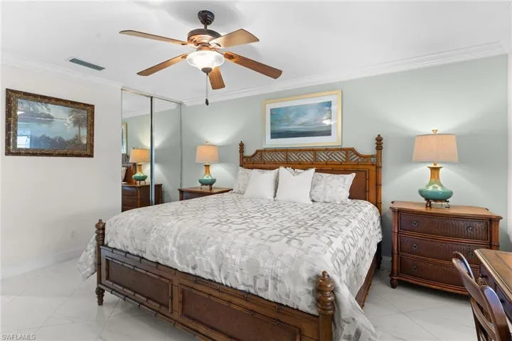 3210 Barbados Ln, Naples, Florida 34119