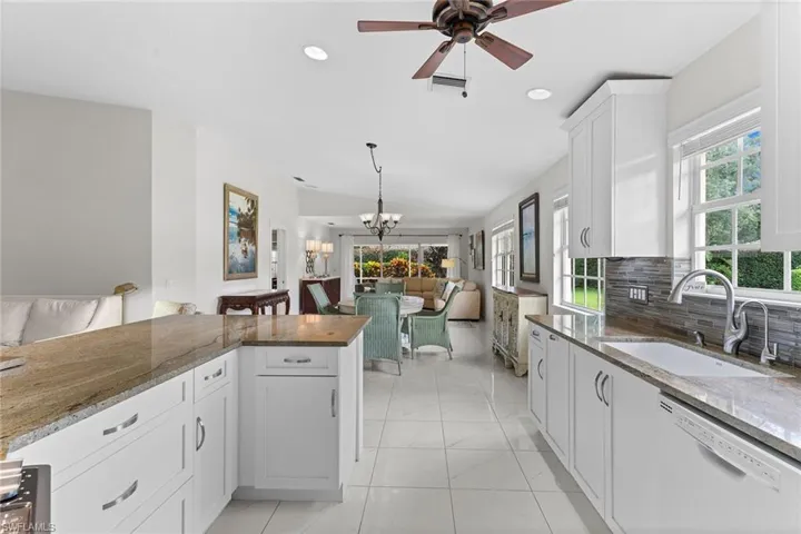 3210 Barbados Ln, Naples, Florida 34119
