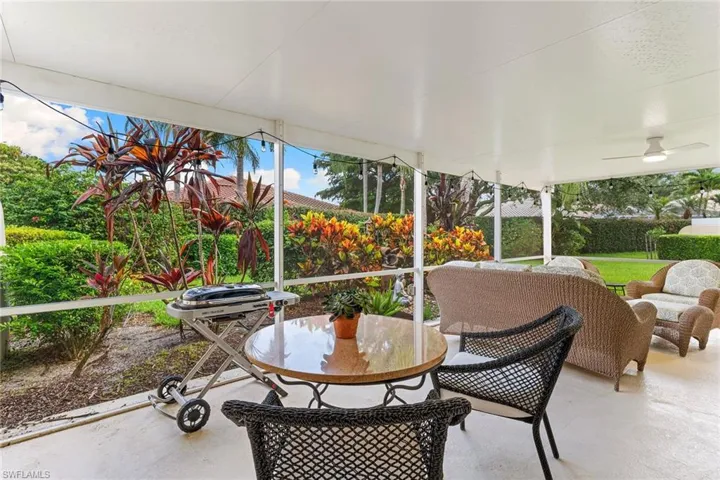 3210 Barbados Ln, Naples, Florida 34119