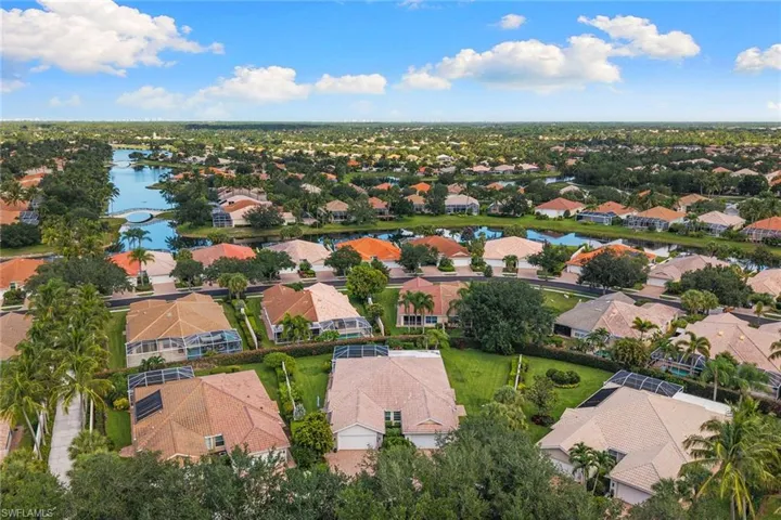 3210 Barbados Ln, Naples, Florida 34119