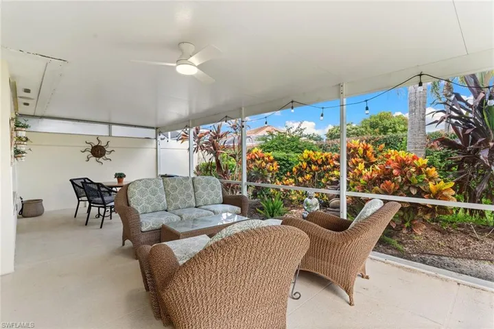 3210 Barbados Ln, Naples, Florida 34119