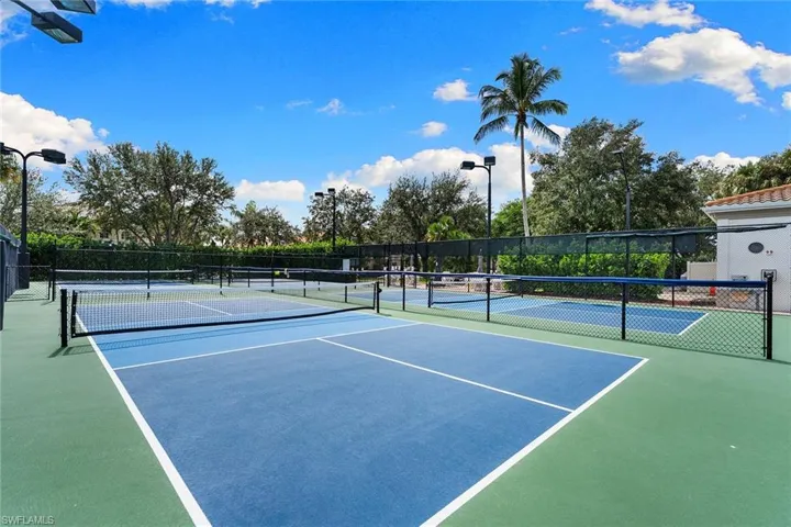 3210 Barbados Ln, Naples, Florida 34119