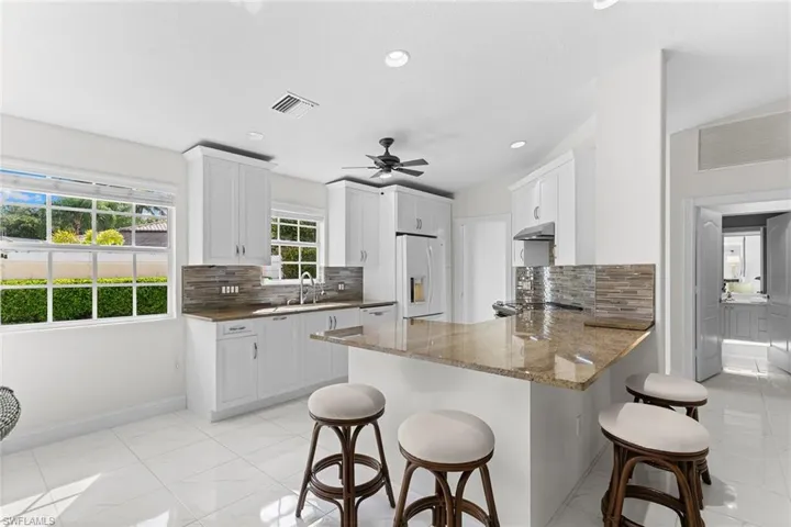 3210 Barbados Ln, Naples, Florida 34119