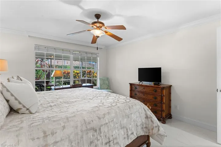 3210 Barbados Ln, Naples, Florida 34119
