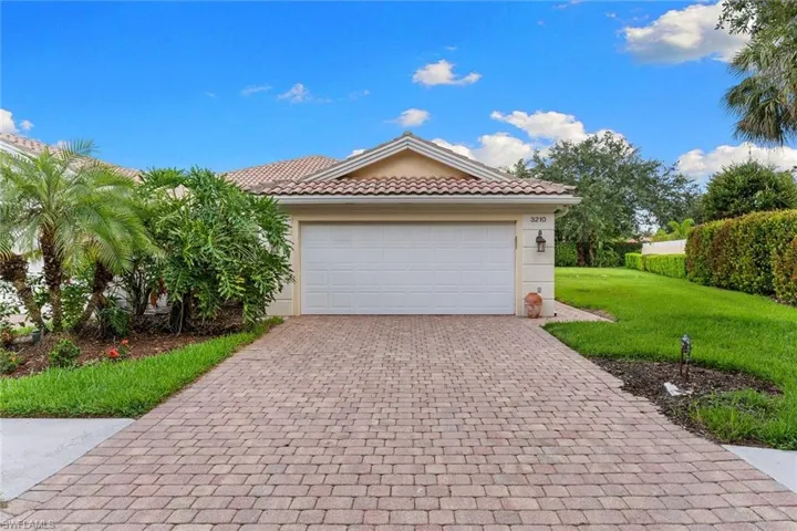 3210 Barbados Ln, Naples, Florida 34119