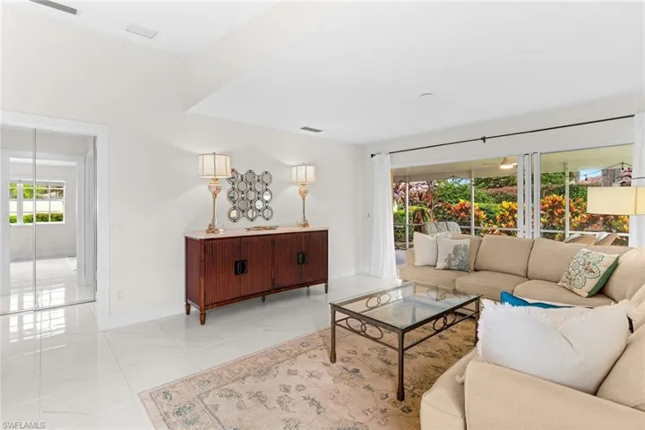 3210 Barbados Ln, Naples, Florida 34119