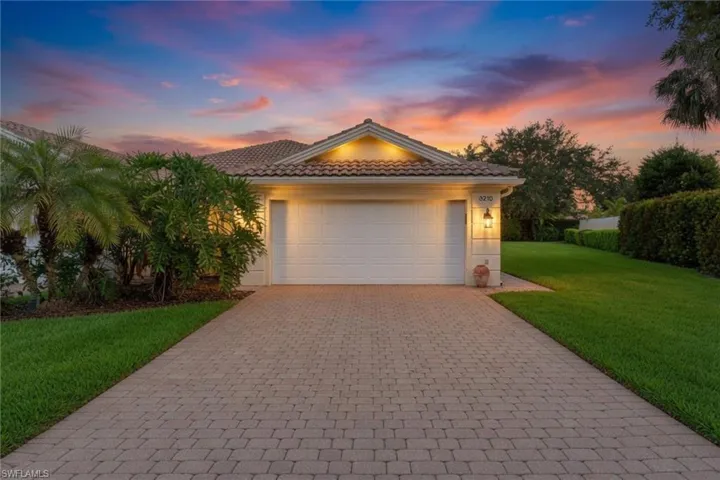 3210 Barbados Ln, Naples, Florida 34119