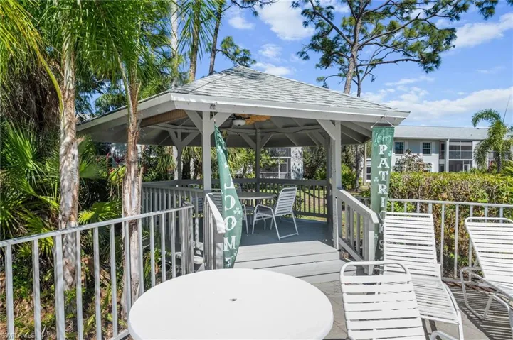 7068  Nantucket  CIR, North Fort Myers, FL 33917