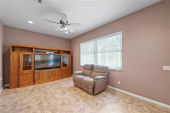 3259 Potomac Ct, Naples, Florida 34120