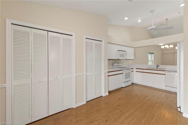 Ample pantry space & sunny breakfast nook