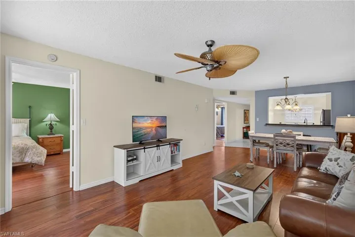 737 Landover Ct 102, Naples, Florida 34104