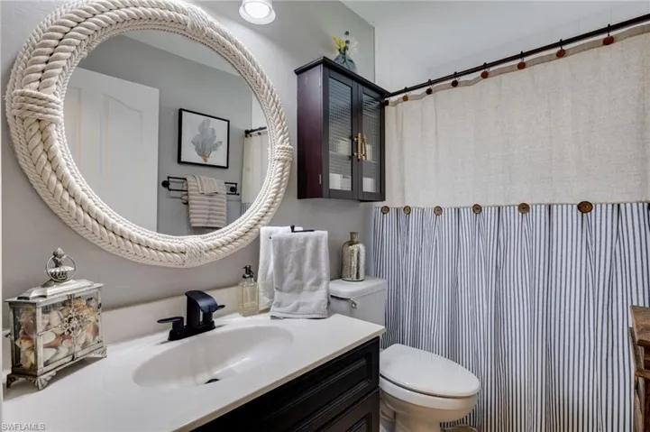 7903 Eagles Flight Ln, Fort Myers, Florida 33912