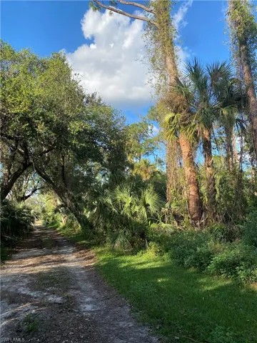 W State Rd 80  , Labelle, FL 33935