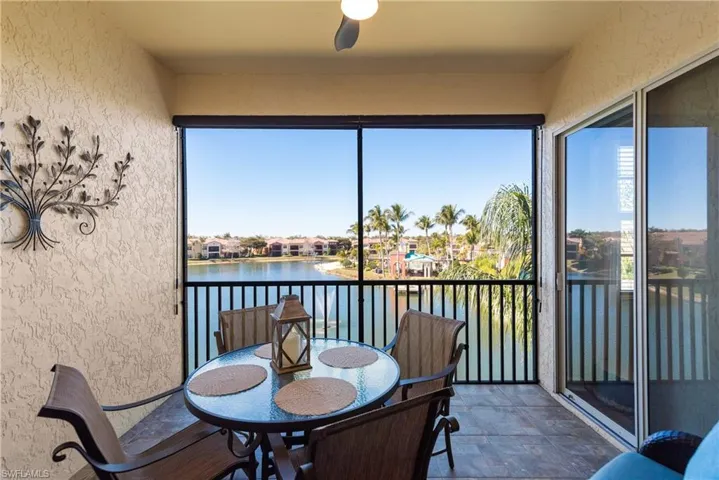 Full West exposure. The best view in Rapallo.