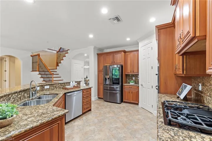19772  Maddelena  CIR, Estero, FL 33967