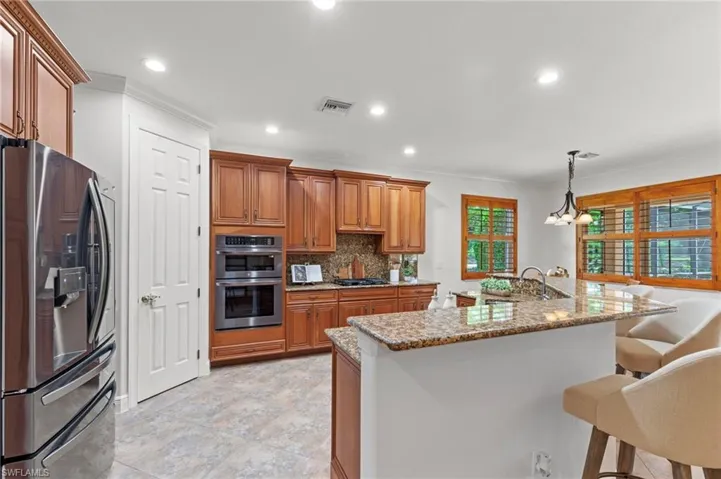 19772  Maddelena  CIR, Estero, FL 33967