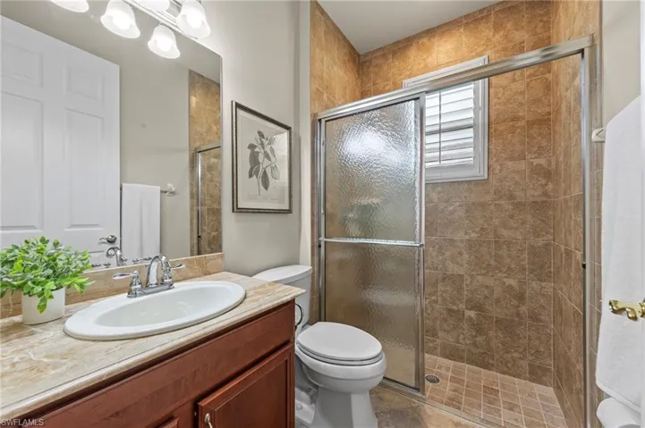 19772  Maddelena  CIR, Estero, FL 33967