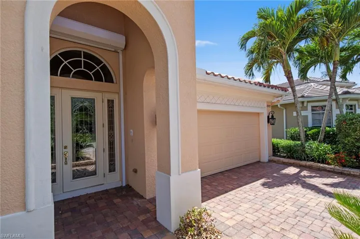 19772  Maddelena  CIR, Estero, FL 33967