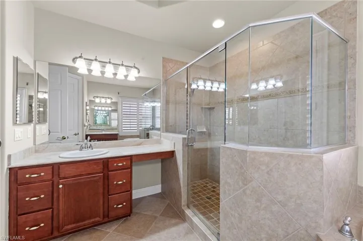 19772  Maddelena  CIR, Estero, FL 33967