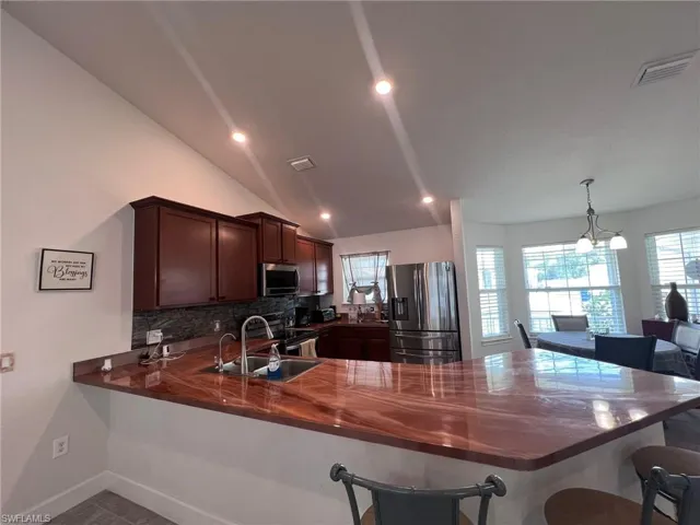 1949 Veronica Ave, Lehigh Acres, Florida 33972