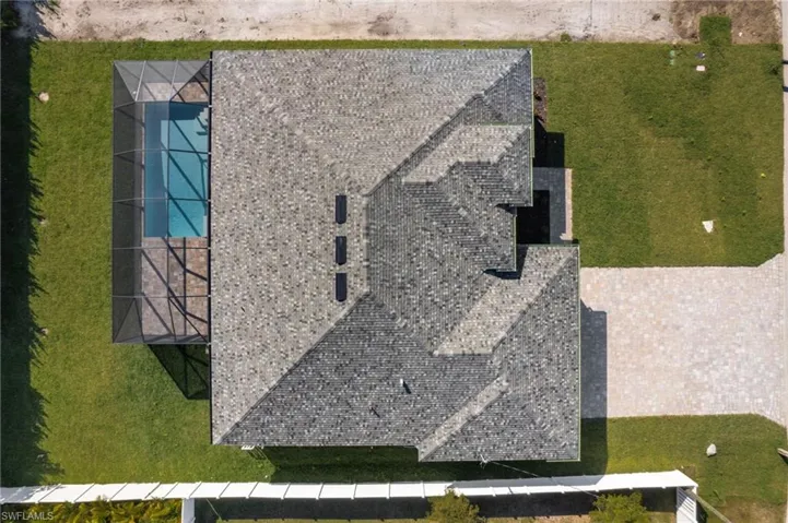 Aerial view of property and surrounding area