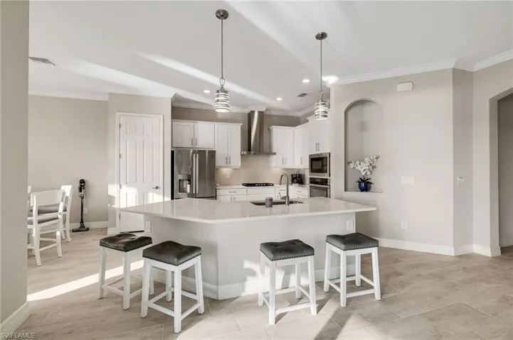 13504 Blue Bay Cir, Fort Myers, Florida 33913