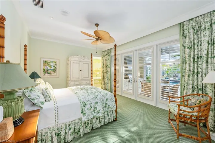 364  Cromwell  CT, Naples, FL 34108