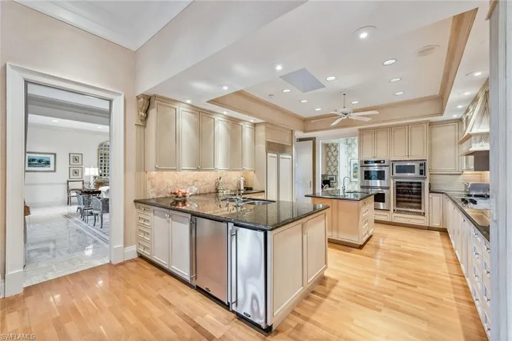 364  Cromwell  CT, Naples, FL 34108