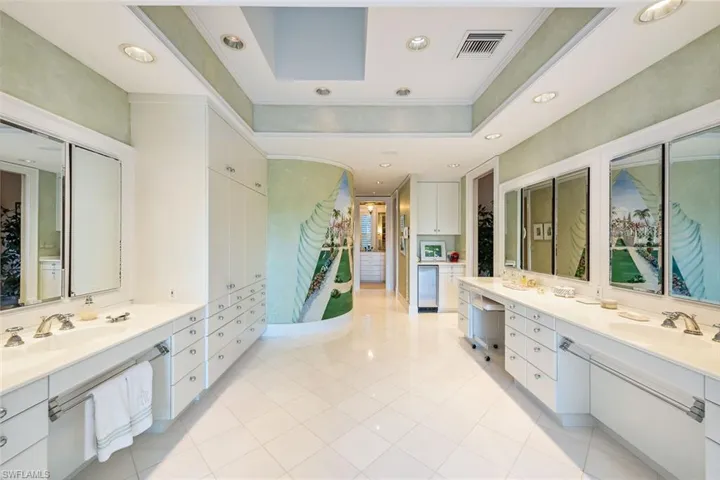 364  Cromwell  CT, Naples, FL 34108