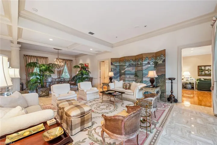 364  Cromwell  CT, Naples, FL 34108