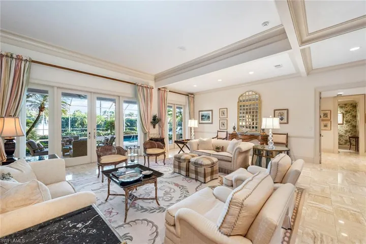 364  Cromwell  CT, Naples, FL 34108