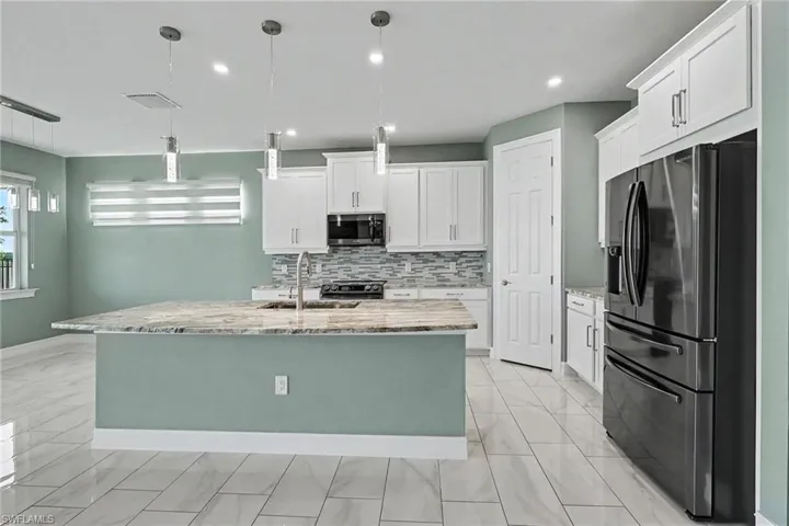 355 Spring Hill Lake Loop, Cape Coral, Florida 33993
