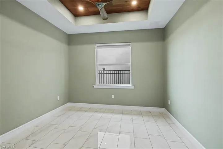355 Spring Hill Lake Loop, Cape Coral, Florida 33993