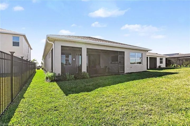 355 Spring Hill Lake Loop, Cape Coral, Florida 33993