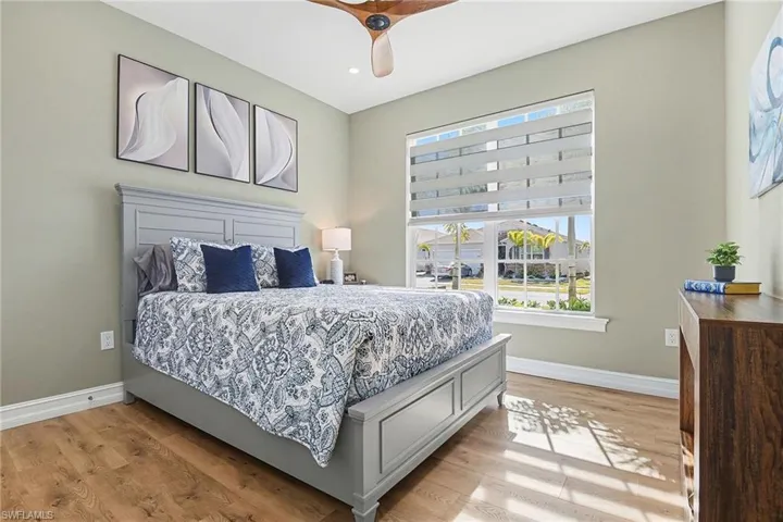 355 Spring Hill Lake Loop, Cape Coral, Florida 33993