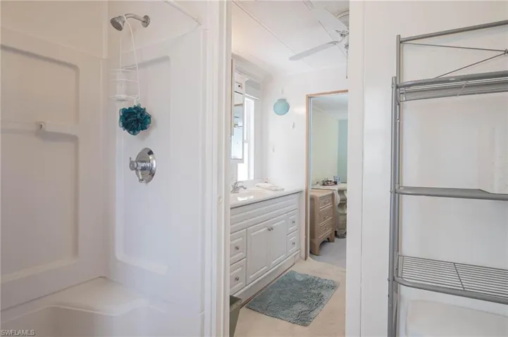879  Cape Haze  LN, Naples, FL 34104