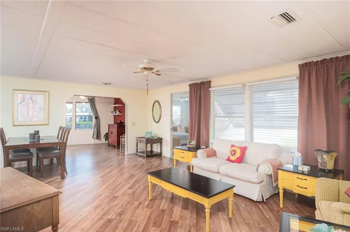 879  Cape Haze  LN, Naples, FL 34104