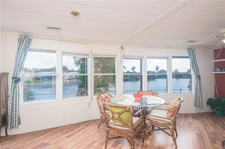 879  Cape Haze  LN, Naples, FL 34104