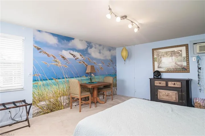 879  Cape Haze  LN, Naples, FL 34104