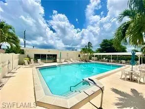 879  Cape Haze  LN, Naples, FL 34104