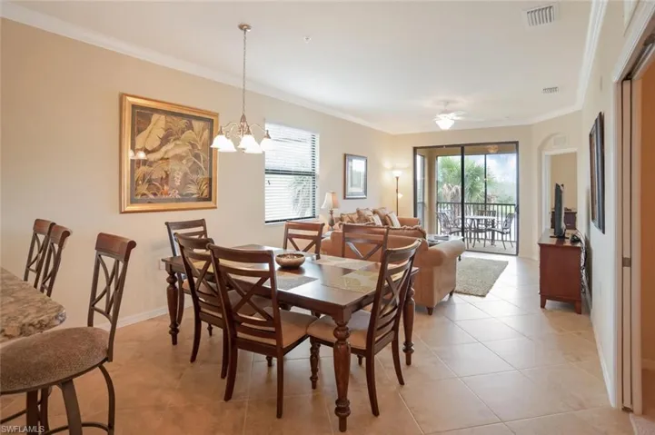 9731  Acqua  CT, Naples, FL 34113