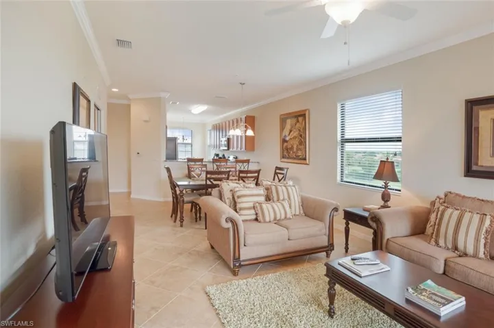 9731  Acqua  CT, Naples, FL 34113