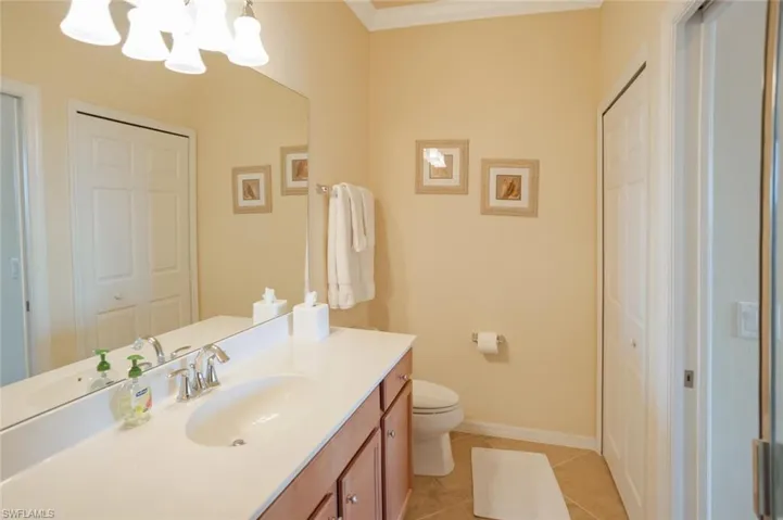 9731  Acqua  CT, Naples, FL 34113