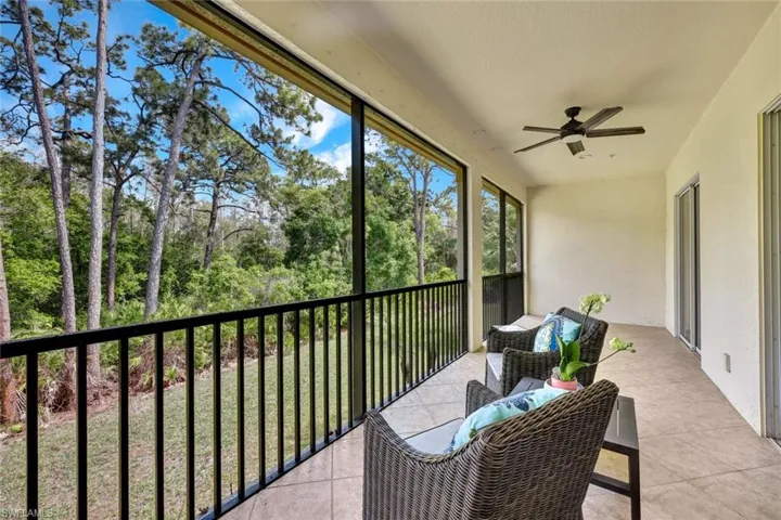 Large Lanai