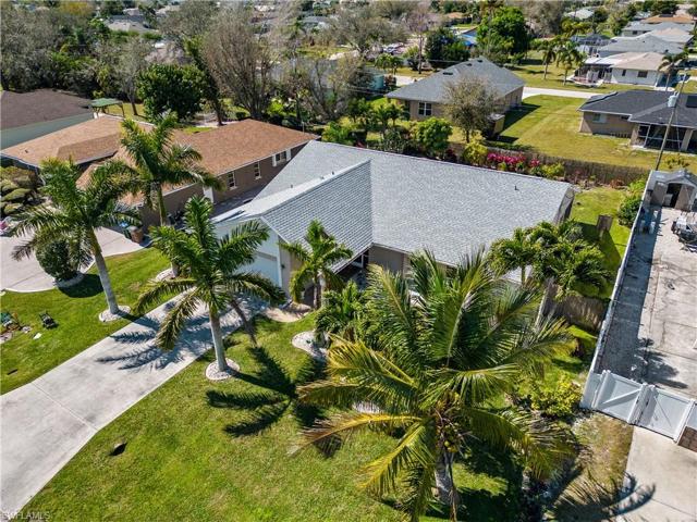 18 SE 20th CT, CAPE CORAL FL 33990