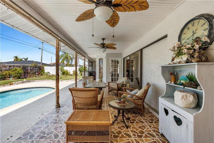 18 SE 20th CT, CAPE CORAL FL 33990